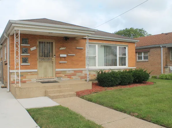 12722 S Laflin St, Calumet Park, IL 60827
