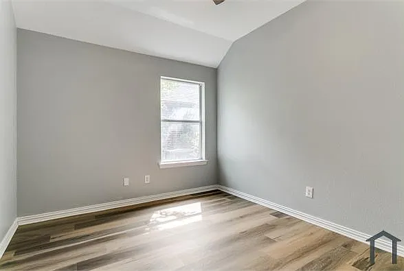 815 Creekside Dr — Photo 23
