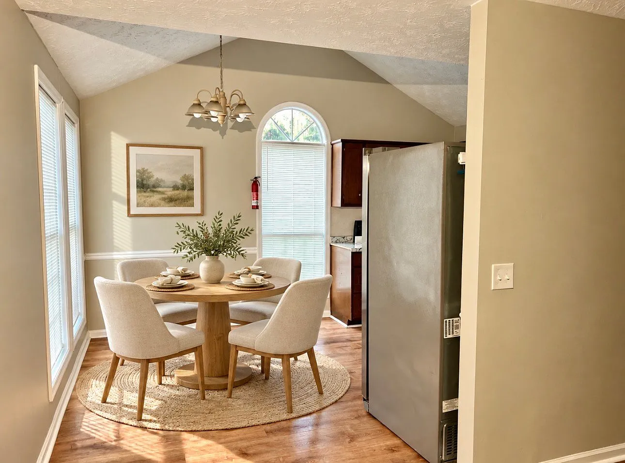 2144 Hunter Court — Photo 4