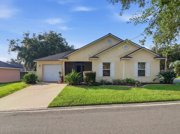 313 Brazil Dr, Saint Augustine, FL 32095