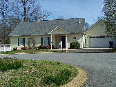 1st image of 6701 Dixieland Dr