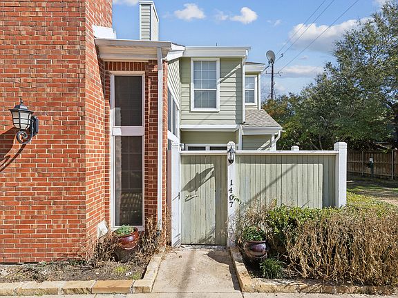 4th image of 6220 Bentwood Trl APT 1407
