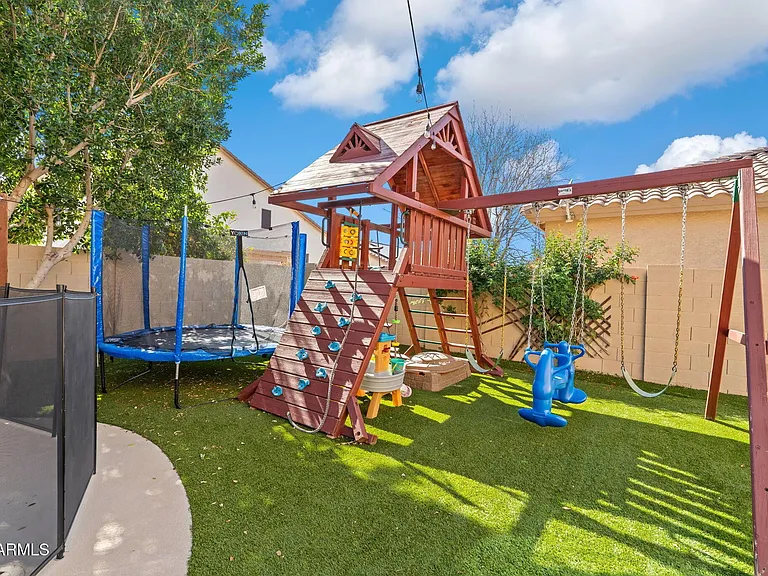 6943 W Tether Trl — Photo 21
