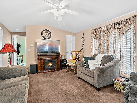5th image of 2101 S 324th Street #32