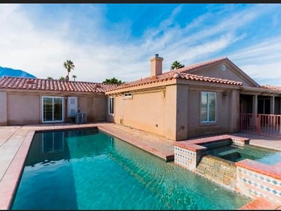 2nd image of 2290 N Whitewater Club Dr