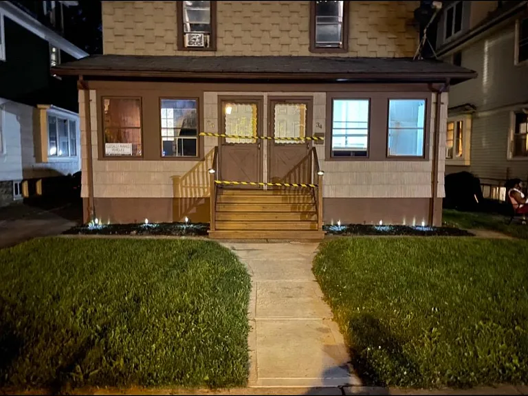 34 Steko Ave — Photo 1