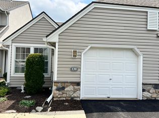 130 Hawthorne Ct, Wyomissing, PA