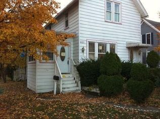 421 May St, Elgin, IL 60120