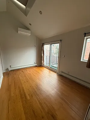 Rented by Voro, LLC | media 10