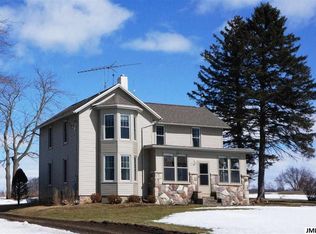 17126 Manitou Beach Rd, Addison, MI 49220