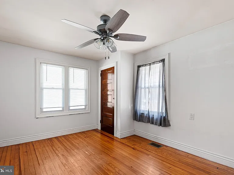 27 W Reamer Ave — Photo 8