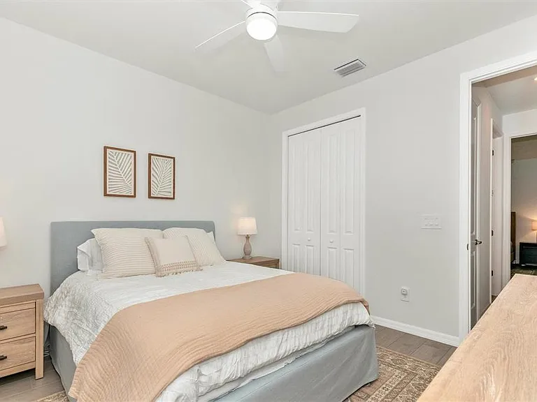 17672 Santorini Ct — Photo 36