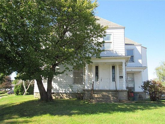 1st image of 7 Westmoor Dr APT 3