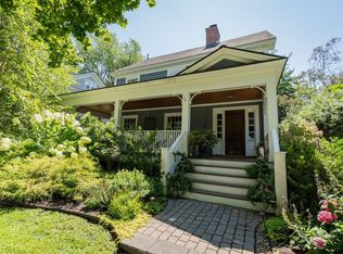 30 5th Ave, Saratoga Springs, NY 12866