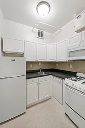 Rented by Nest Seekers International