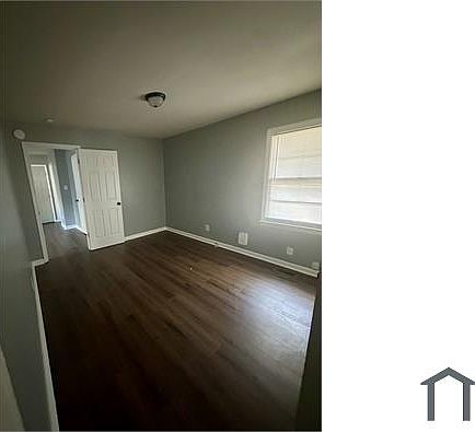3rd image of 1560 Minurva Dr