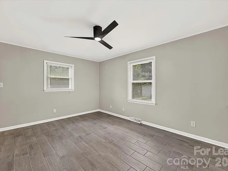 3237 Harrow Pl — Photo 13