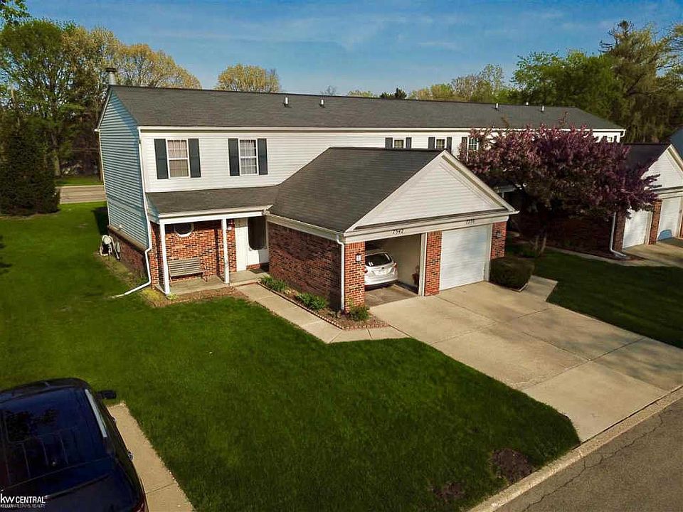 1st image of 7342 S Kingston Ct