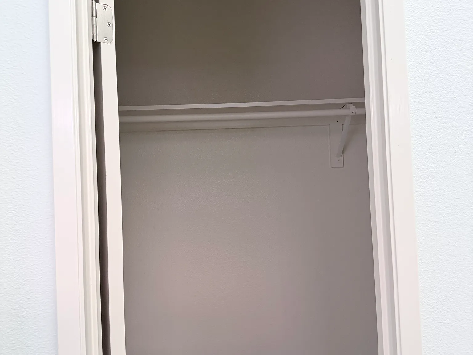 3 bed, 980 sqft, $2,000 — Photo 4