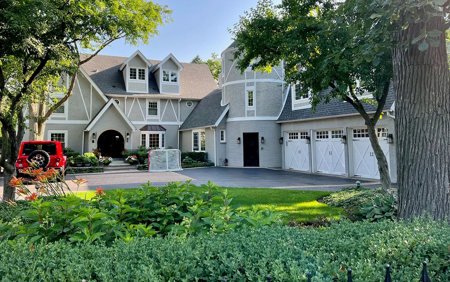 1505 Sheridan Rd photo 1