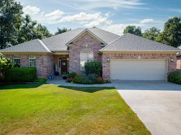 3209 Mossy Creek Dr, Little Rock, AR 72211