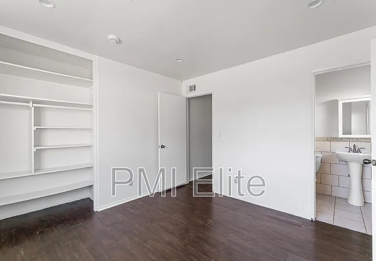 12660 Lazard St — Photo 10