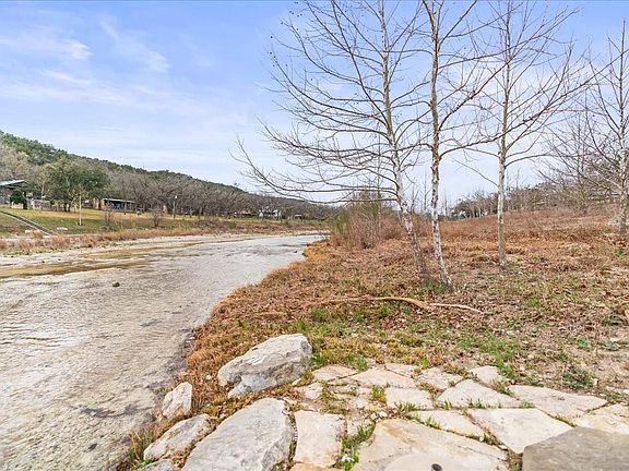 2nd image of 2400 Flite Acres Rd