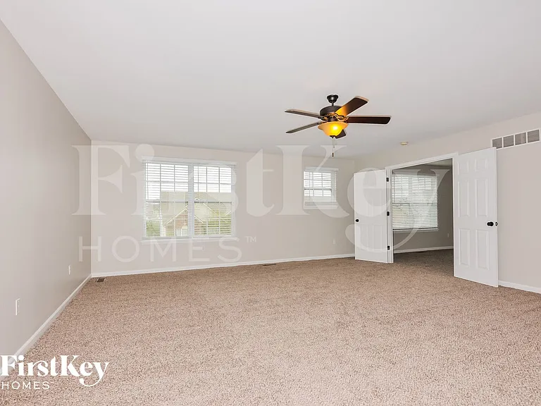 432 Parkview Manor Ln — Photo 9