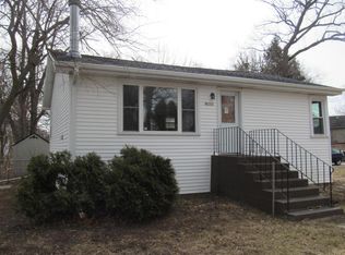 W1353 Chestnut Rd, Genoa City, WI 53128