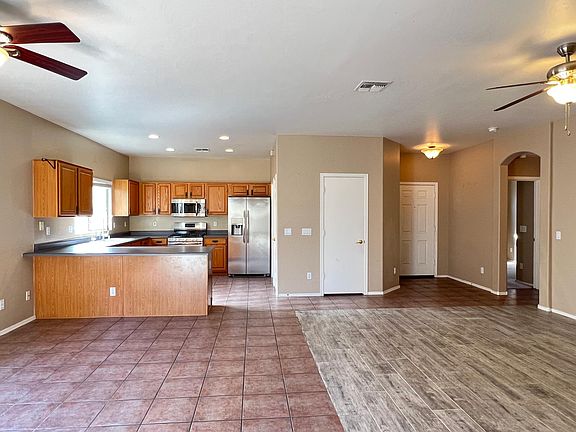 5th image of 13018 W Corrine Dr