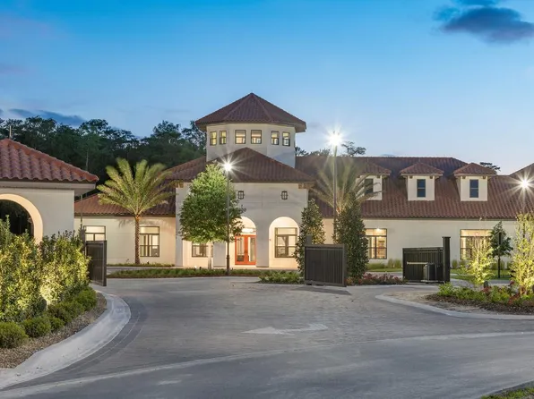 BellaNova at JubiLee Park