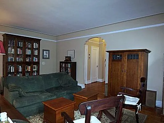 Sold by Anna Pinto Realty | media 41