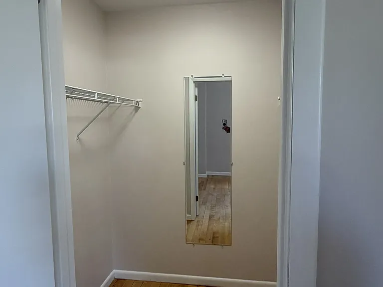 203 W Caracas Ave #5 — Photo 7
