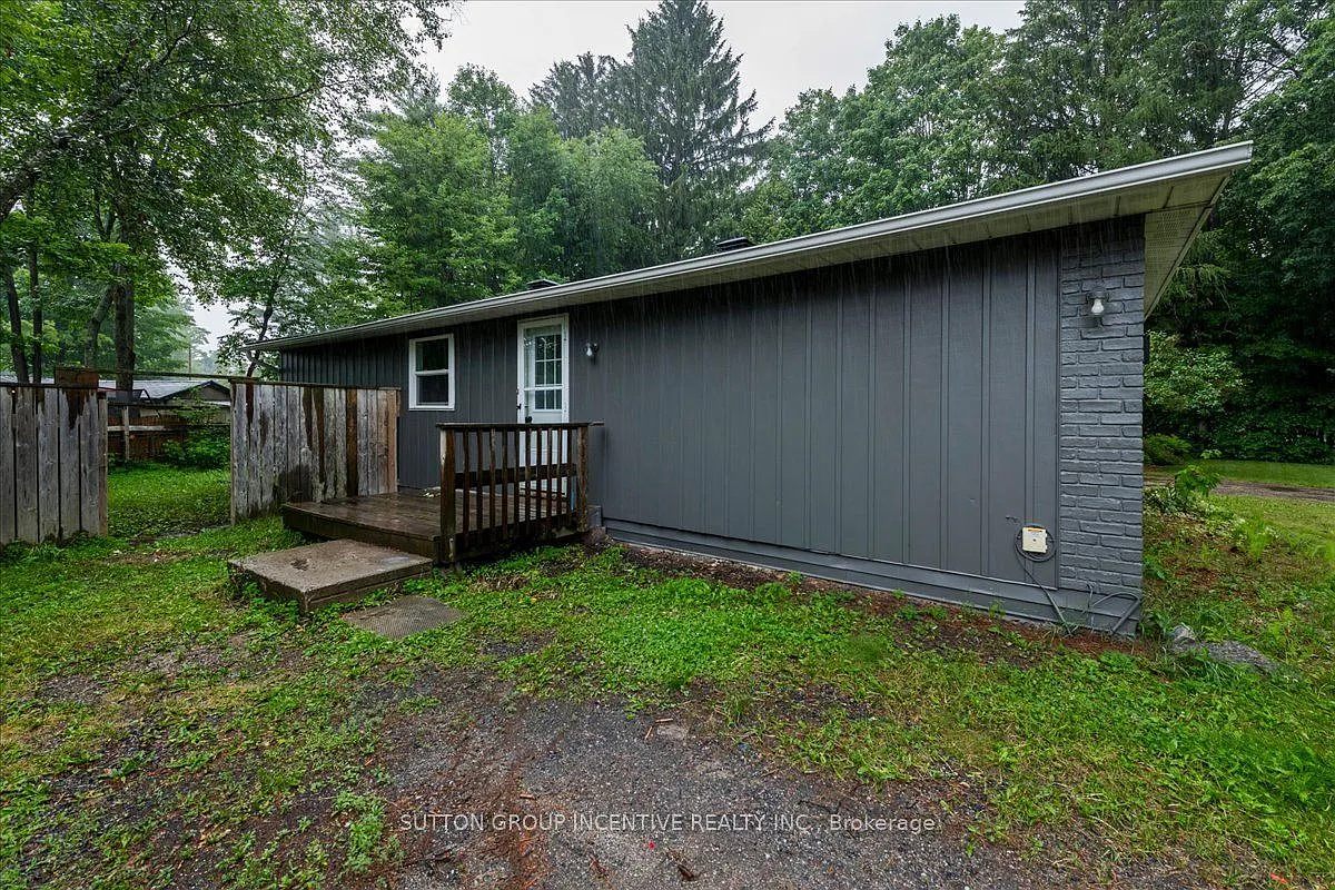 4 bed, $2,800 — Photo 3