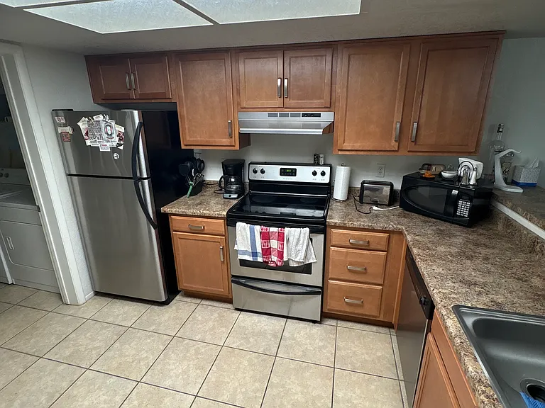4828 W Orangewood Ave #114 — Photo 11