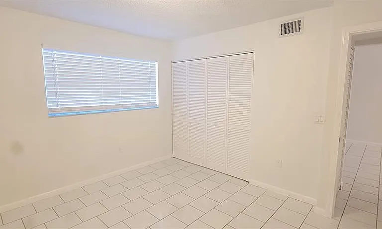 600 SW 2nd Ave #235 — Photo 14