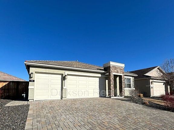 3rd image of 774 Sweet Briar Ln