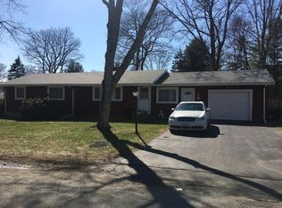 33 Washington Ave, Brockton, MA 02302