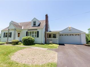 2477 Fox Rd, Bath, PA 18014
