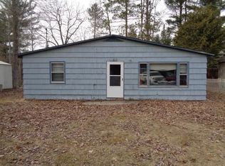 1947 E River Dr, Beaverton, MI 48612