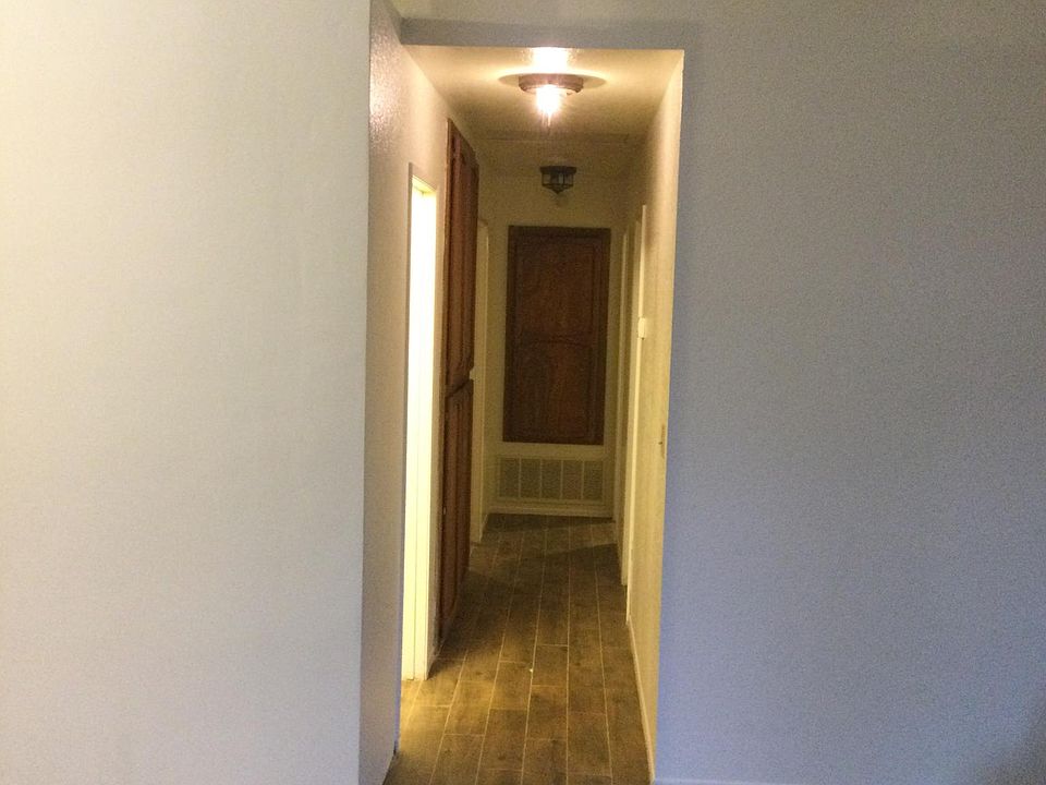 1st image of 15244 Murray Ave