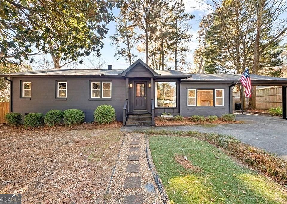 1st image of 1333 Victor Rd NE