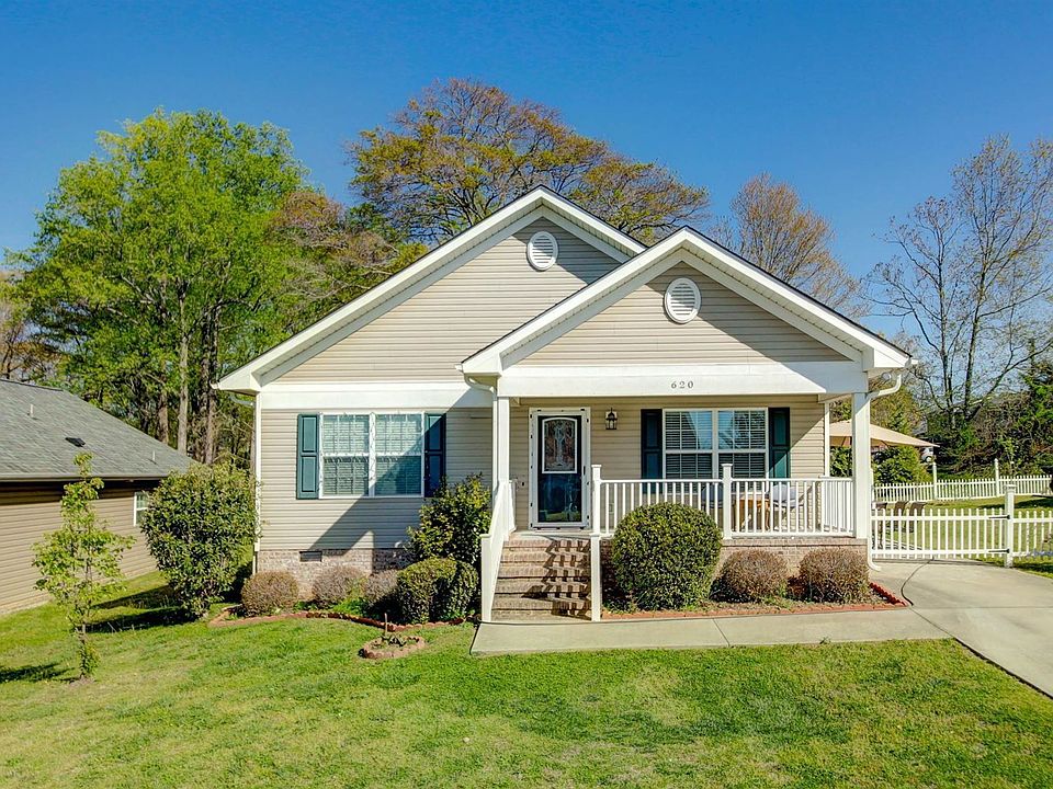1st image of 620 Ruddy Creek Cir