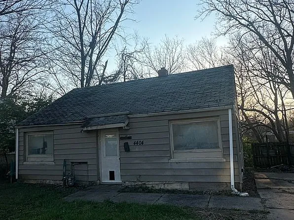 4404 S Benton Ave, Kansas City, MO 64130