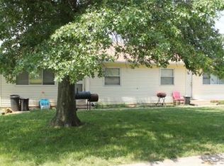 3304 N 84th Pl, Kansas City, KS 66109