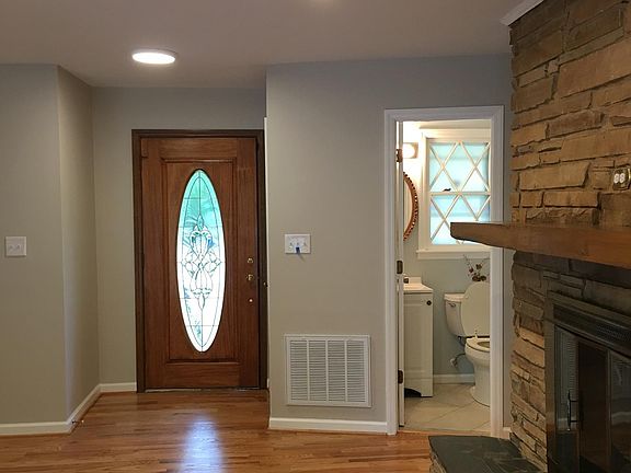 Entry was and half bathroom