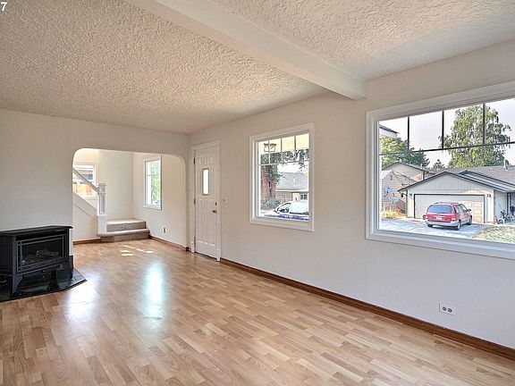 4th image of 1809 E 28th St