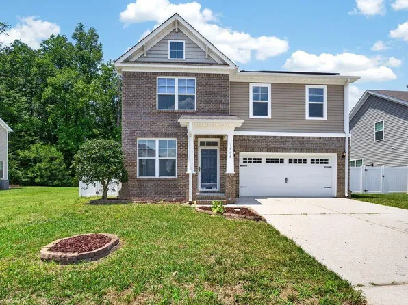 2866 Cross Landing Dr, Suffolk, VA 23434