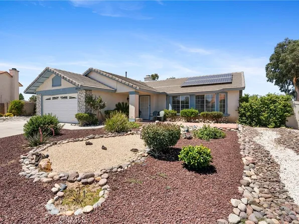 15176 Farmington Ct, Hesperia, CA 92345