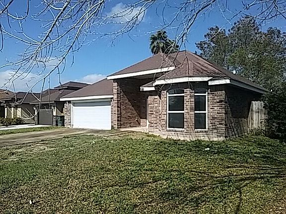 3rd image of 412 Safari Dr